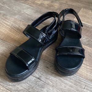 New Michael Kors Black Platform Sandals